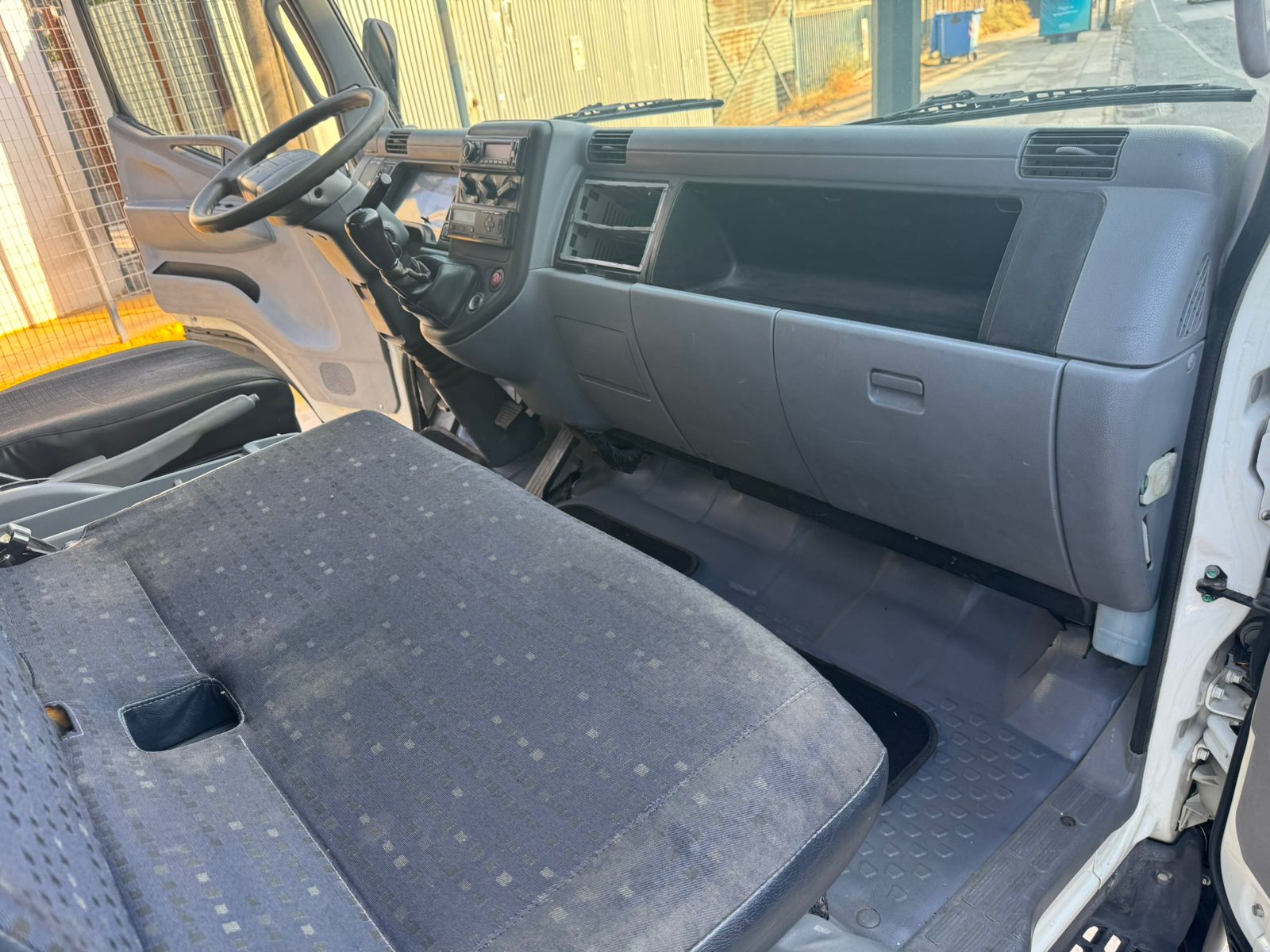 MITSUBISHI ’11 CANTER FUSO 7C18 Euro 5