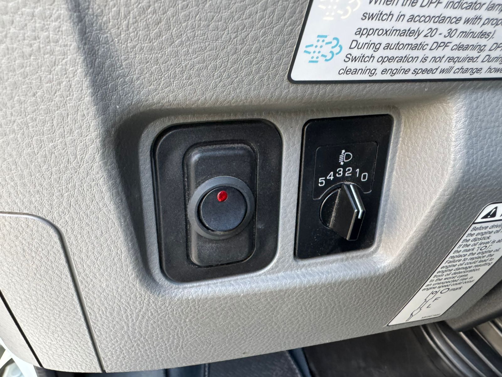 MITSUBISHI ’19 CANTER FUSO 9C18 Euro 6C